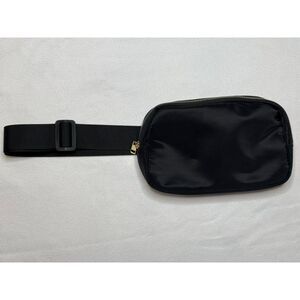Black Fanny Pack – NWOT | Gold Zipper | Eco-Friendly Lining